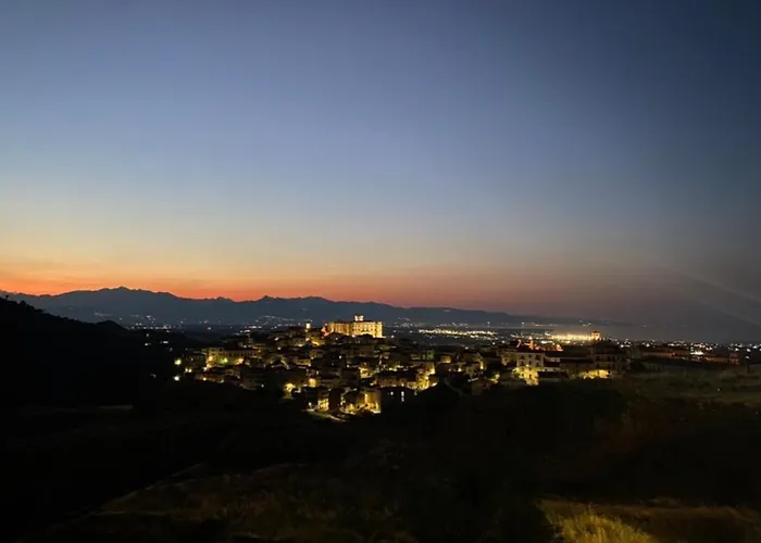 Alojamento de Acomodação e Pequeno-almoço Acquedotto Corigliano Calabro